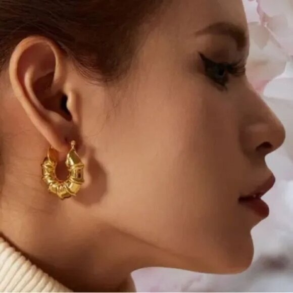 ZARA BAMBOO 18K GOLD FAMOUS DESIGNER HOOP EARRINGS - Picture 4 of 7